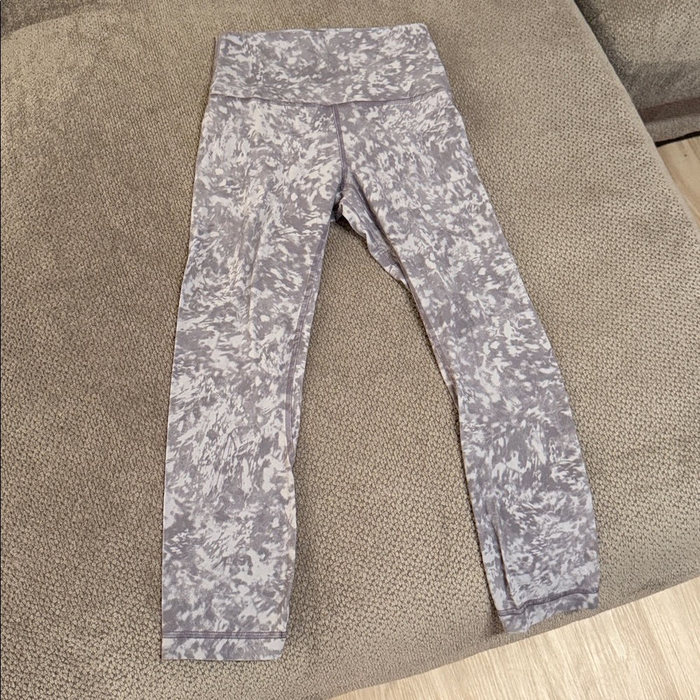 Lululemon align crop 21 summer shade ice grey multi legging